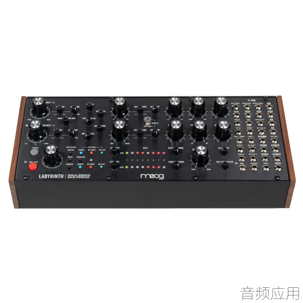 moog-labyrinth-parallel-generative-analog-synthesizer-24_313621_1.webp.png