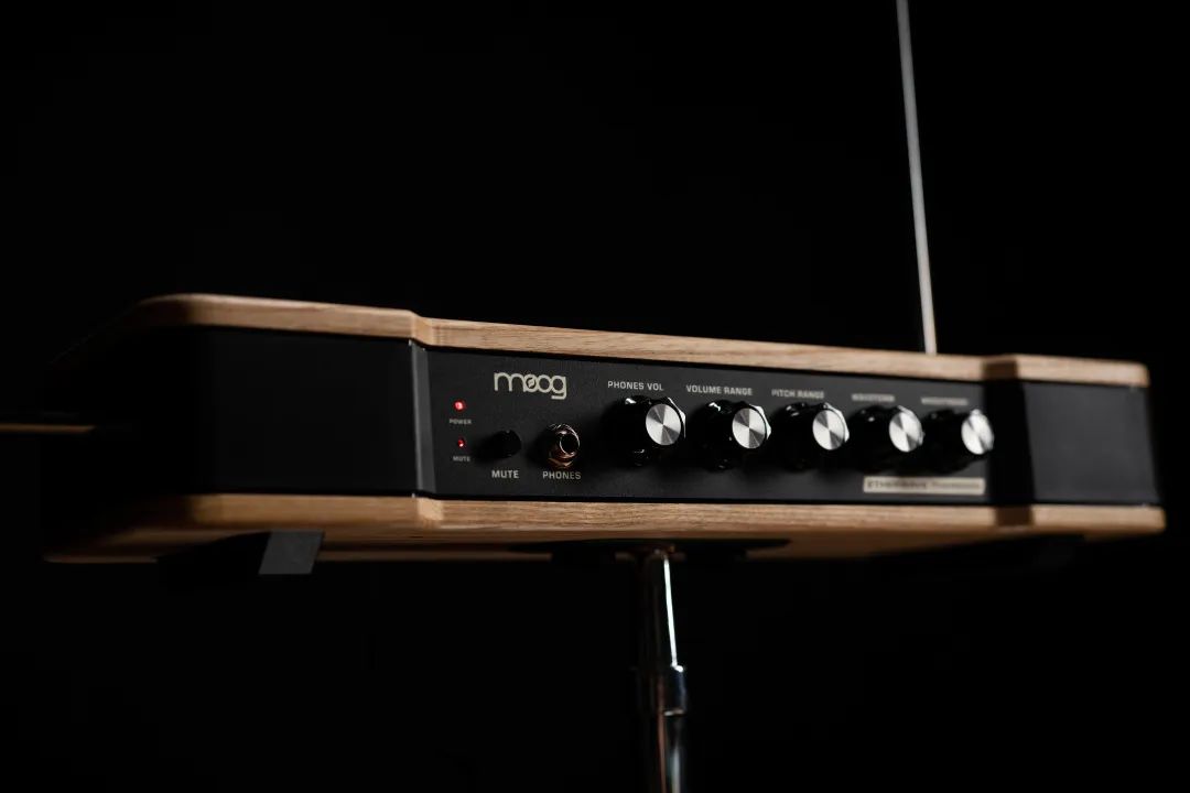 Moog 新款 Etherwave Theremin特雷门琴全新面世